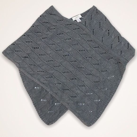 ANN TAYLOR LOFT Knit Gray Poncho - Picture 1 of 4